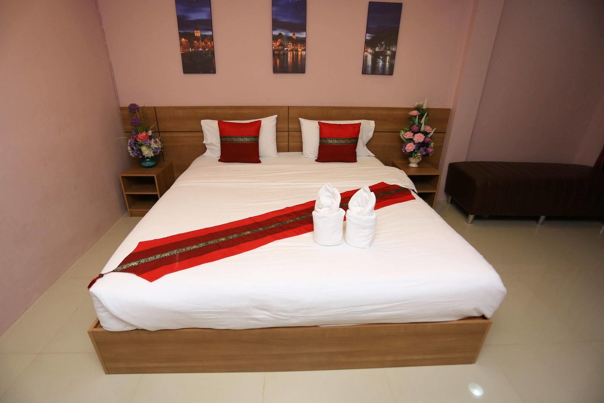 Airbest Gemtree Lampang Hotel Exteriör bild